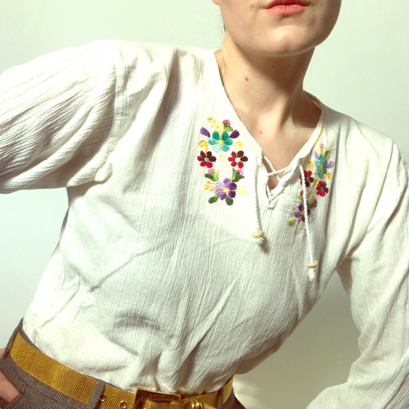 🎉HP🎉Vtg 90s does 70s tie front cotton boho shirt - Picture 2 of 11